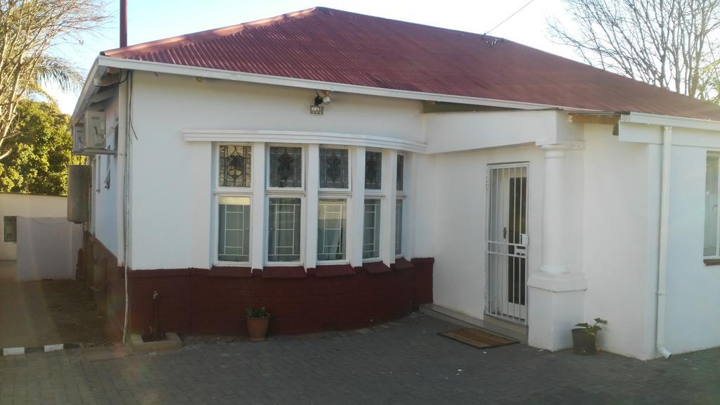 Valley Guest House Pretoria-Noord Exterior foto
