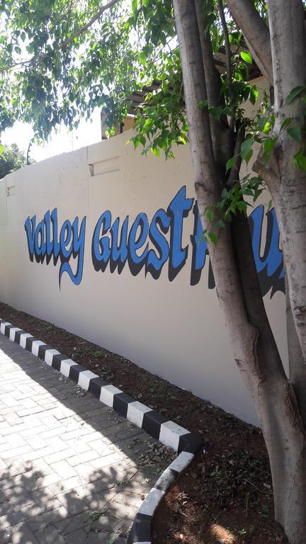 Valley Guest House Pretoria-Noord Exterior foto