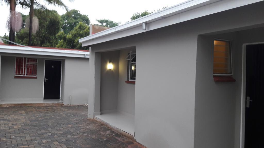 Valley Guest House Pretoria-Noord Exterior foto